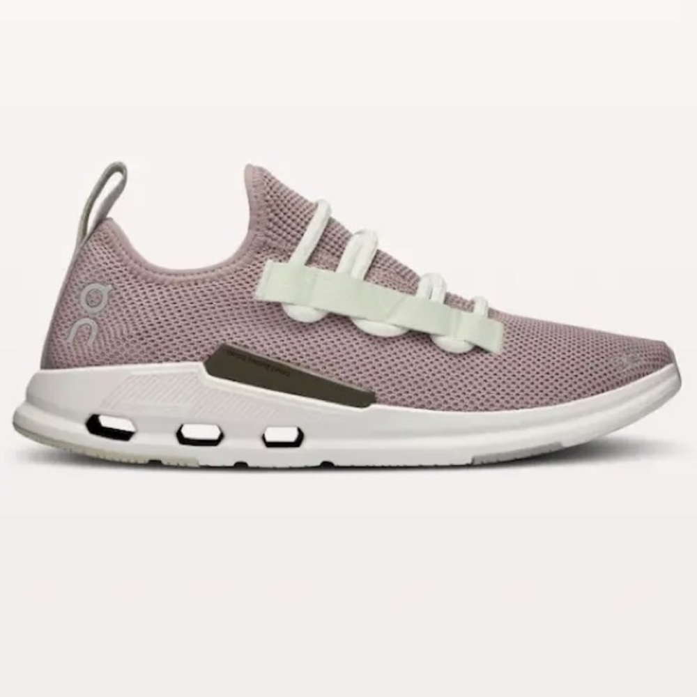 On Running Women's Cloudeasy Heron/aloe Sz 10